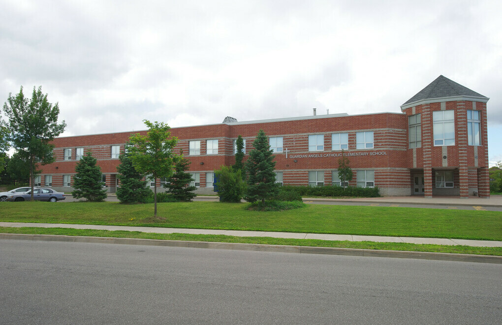 Picture of the front of Guardian Angels Catholic Elementary School