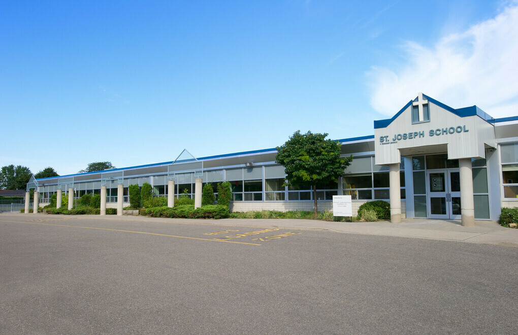 Picture of the front of St. Joseph Catholic Elementary School (Brampton)
