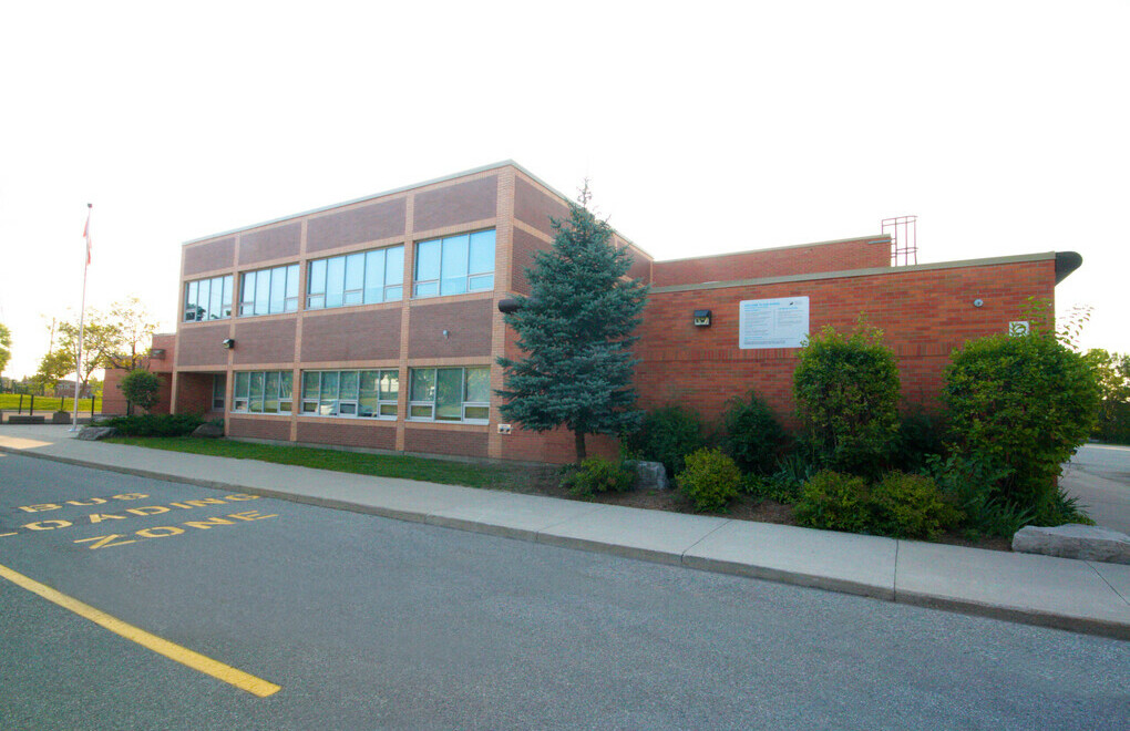Picture of the front of Sts. Martha and Mary Catholic Elementary School