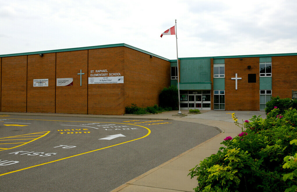 Picture of the front of St. Raphael Catholic Elementary School